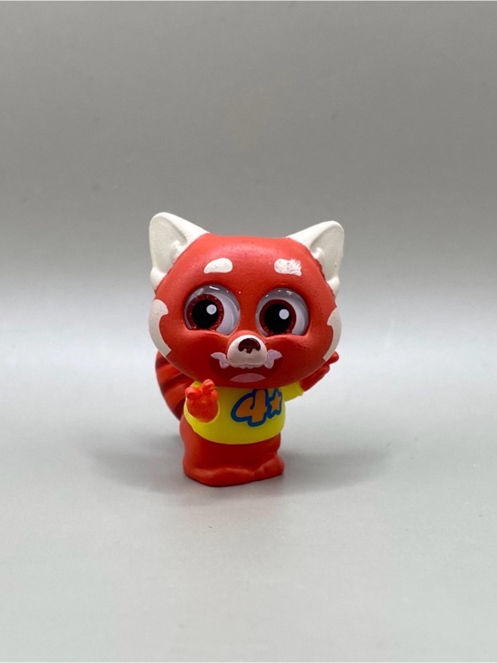 Disney Doorables Let’s Party-Red Panda Mei-BNWOT